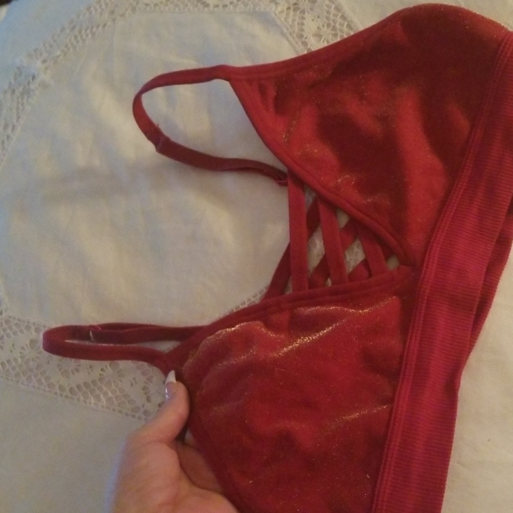 *price Firm* VS pink Red sparkle bralette